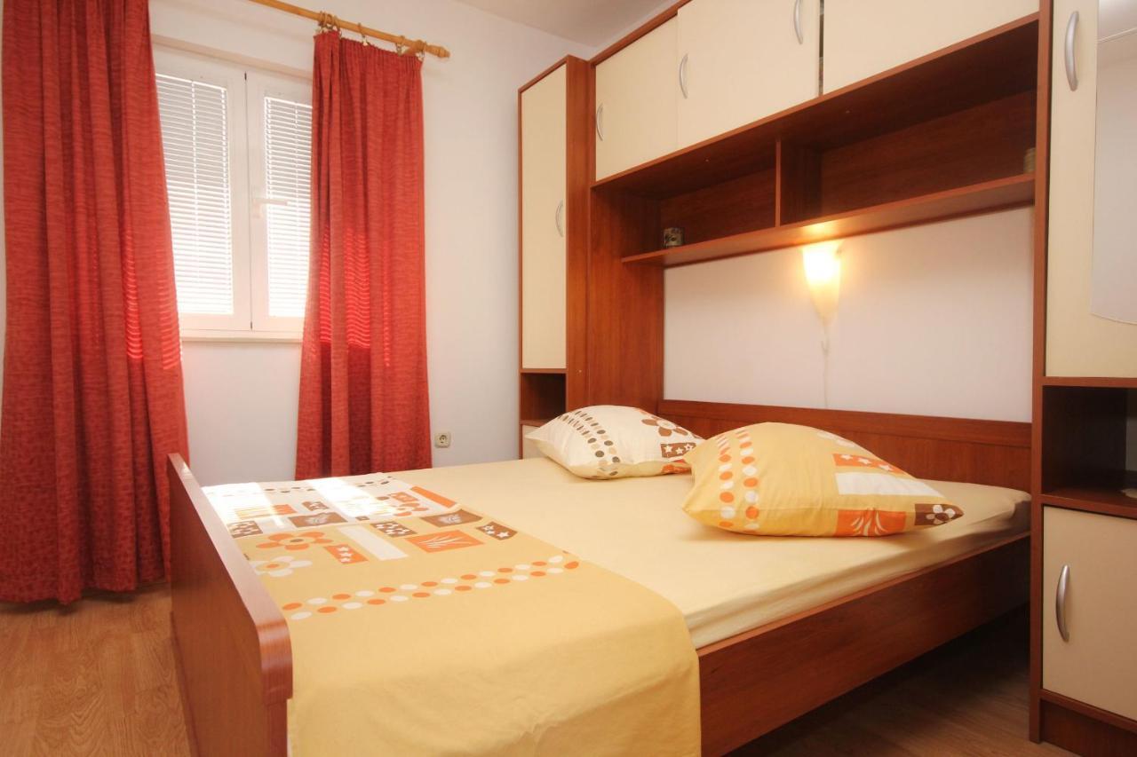 Apartment Orebic 10082B Buitenkant foto